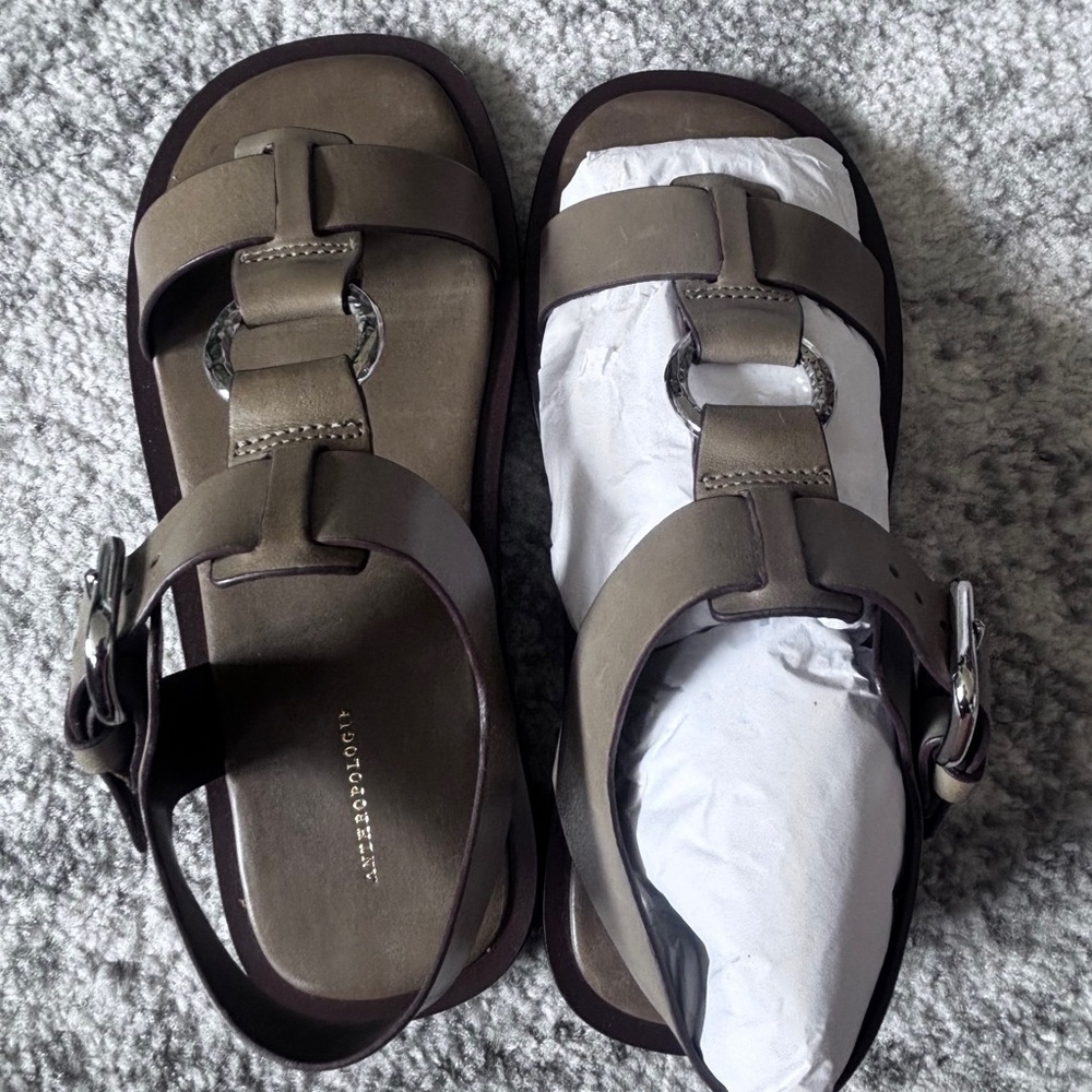 NIB Anthropologie Army green Leather slides with box Size: 6 - Picture 3 of 5